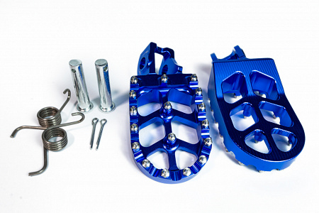 Подножки водителя KTM, Husqvarna, GASGAS (CNC, синий) IGP Подножки водителя KTM, Husqvarna, GASGAS (CNC, синий) IGP